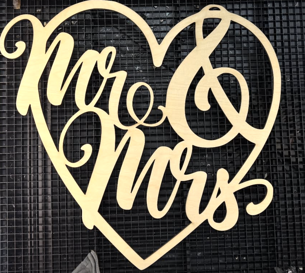 Mr & Mrs Wood Sign